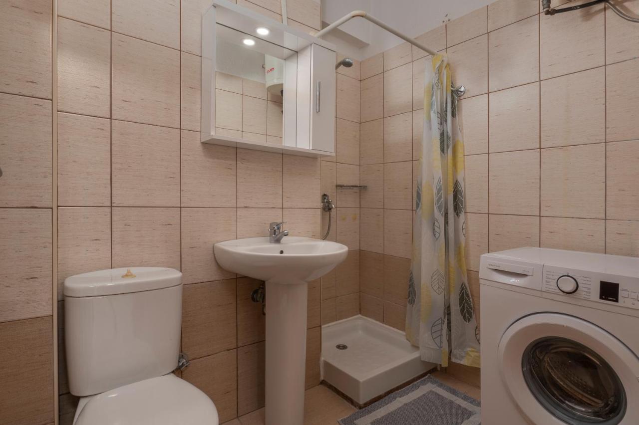 Kosmos Service Apartment Family City Center 4C Szaloniki Kültér fotó
